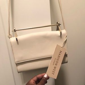 Structured crossbody bag